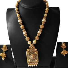ARU ETHNIC NECKLACE SET WITH ART PEARL AND GOLDEN BEEDS WITH TRADITIONAL PENDANT